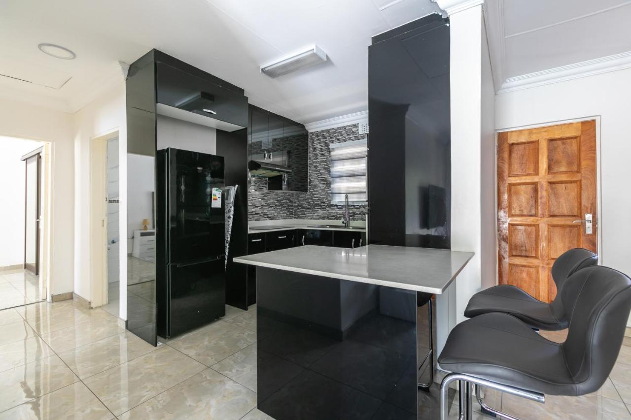Signature Lodge Kempton Park Luaran gambar
