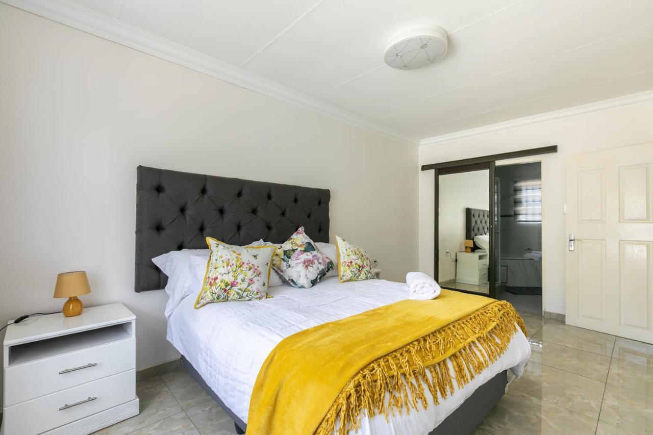 Signature Lodge Kempton Park Luaran gambar